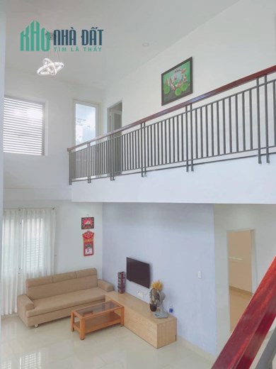 Bán nhà 2 tầng góc 2 mặt đường ô tô Vĩnh Thạnh, Nha Trang