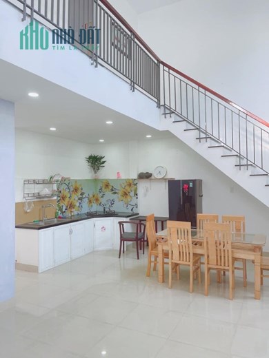 Bán nhà 2 tầng góc 2 mặt đường ô tô Vĩnh Thạnh, Nha Trang