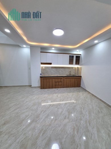 Bán nhà Đường Phan Chu Trinh P.24 Q.Bình Thạnh DT 42 m2 (5 Tầng) Hiếm chỉ 6.4 tỷ vào ở ngay