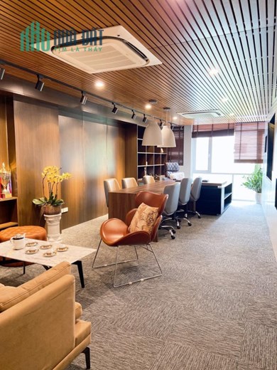 Bán tòa nhà văn phòng 9 tầng mặt phố Phan Chu Trinh - Hoàn Kiếm, 120m2, MT 4,5m 90 tỷ