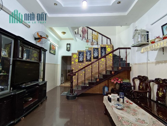 ++ 10M RA HXH TÔ HIẾN THÀNH QUẬN 10-52M-4TẦNG BTCT, NGANG 4.3M,4PN VÀO Ờ NGAY, Xíu 8TỶ