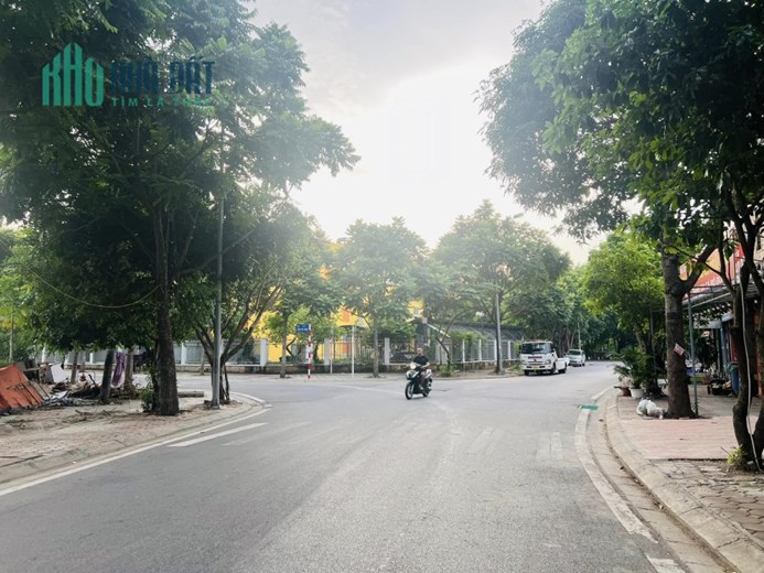 Bán đất phân lô đấu giá Việt Hưng, 90m, MT 6m, 2 mặt ô tô, 17 tỷ 5