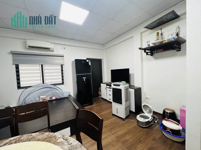 Bán nhà khu Kim Đồng, Hoàng Mai 45m2, 5T nhà đẹp- ngo nông- oto giá 3 tỷ 7.