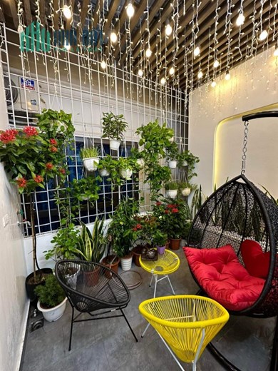 THỊNH QUANG, ĐỐNG ĐA,GẦN ĐƯỜNG,NỘI THẤT SANG 27M * 5T, NHỈNH 3 TỶ, LH 0909991368