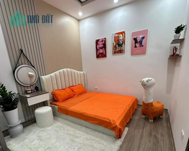 THỊNH QUANG, ĐỐNG ĐA,GẦN ĐƯỜNG,NỘI THẤT SANG 27M * 5T, NHỈNH 3 TỶ, LH 0909991368