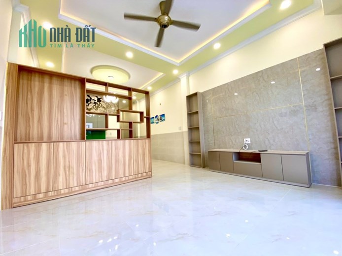 Bán Nhà ở Thành phố Tân Uyên, mới xây, 3 phòng ngủ