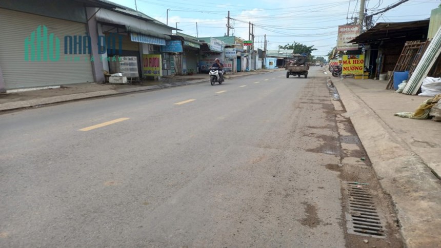 Bán đất Xuân Thới Thượng HUYỆN Hóc Môn, vuông đẹp 15x15m, Đường 4m, giá chỉ 3.3 tỷ