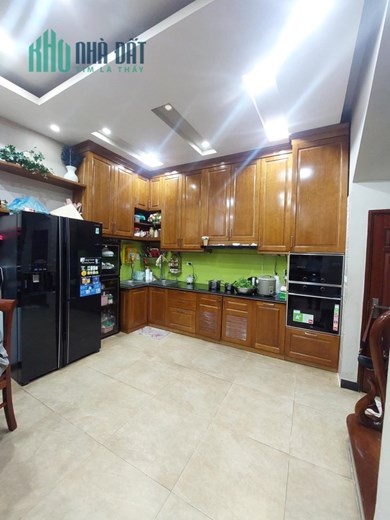 NHÀ ĐẸP Ở NGAY-MẶT NGÕ-GẦN PHỐ-LÔ GÓC-NỘI THẤT ĐẸP-LÒ ĐÚC QUẬN HAI BÀ-38M 7xTỶ