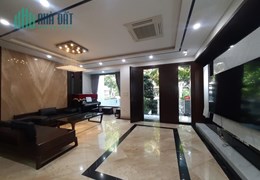 Chính Chủ Cần Bán Gấp Tòa Nhà Ở Đường Lê Đức Thọ. Vỉa Hè Đá Bóng. Xây 8 Tầng 1 Hầm Kinh Doanh Tốt.
