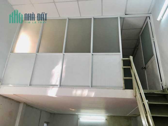 LUỸ BÁN BÍCH HẺM  THÔNG GẦN MẶT TIỀN - 34M 2 TẦNG CHỈ 2.8 TỶ
