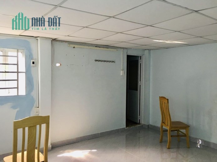 LUỸ BÁN BÍCH HẺM  THÔNG GẦN MẶT TIỀN - 34M 2 TẦNG CHỈ 2.8 TỶ