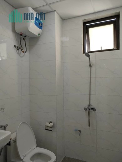 Chính Chủ Bán Cắt Lỗ Căn Nhà 7 Tầng Phân Lô Thang Máy. 13 Phòng Khép Kín. Ô Tô Tránh.