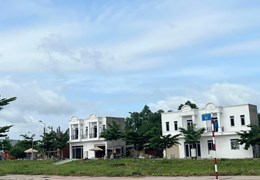 Bán gấp lô đất mặt tiền đường QL13 ngay trung tâm hành chính bình dương giá 800 triệu bao phi