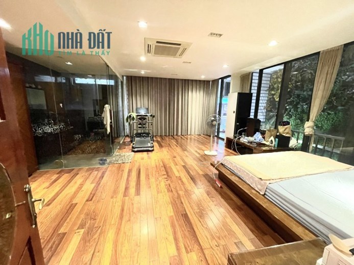 LÁNG HẠ BIỆT THỰ VÍP NHẤT BA ĐÌNH, DT 170M, 6 TẦNG, MẶT TIỀN 8.5M, Ô TÔ, THANG MÁY, TẶNG NỘI THẤT,