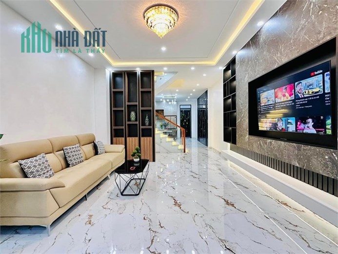 Ngộp! Phạm Văn Chiêu, Gò Vấp – Đường 8m, 77m2, 5 tầng tặng nội thất.