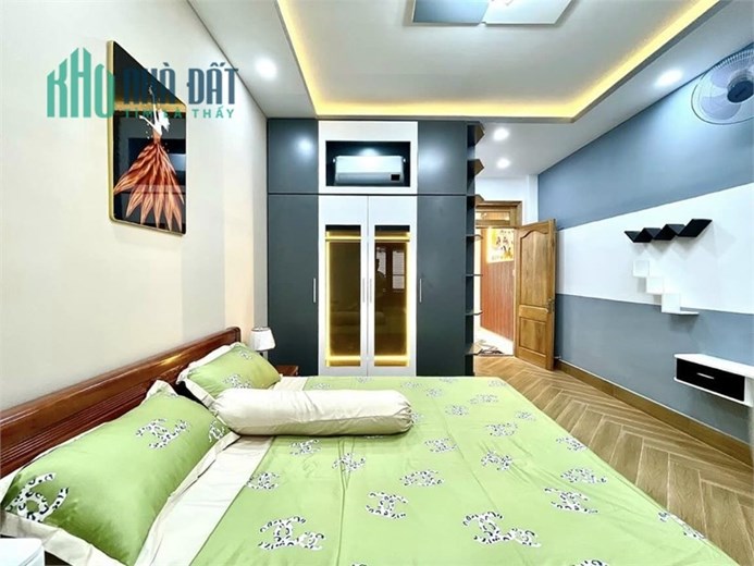 Nhà đẹp Phạm Văn Chiêu, Gò Vấp – Đường 12m, 70m2, 5 tầng tặng nội thất.