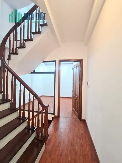Bán nhà LK Minh Khai 35/40m, 5T, ngõ thông, gần phố, tiện ích ngập tràn, chỉ 3.9 tỷ