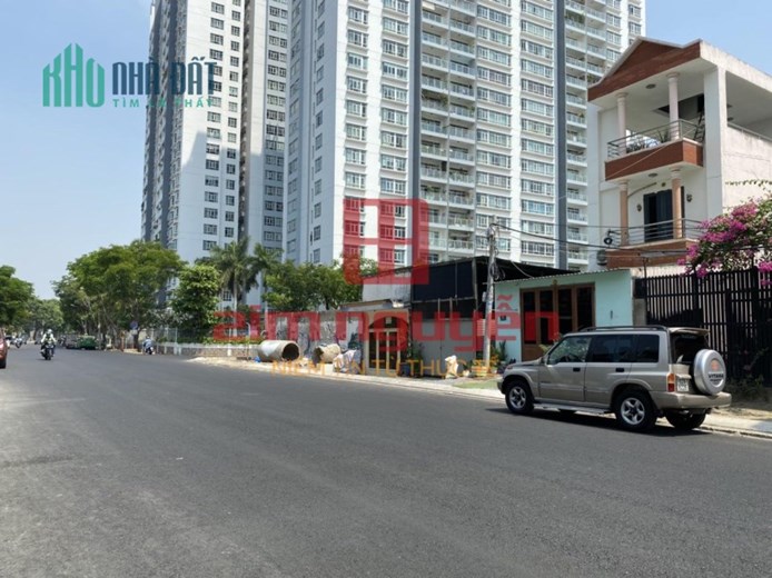 Bán nhà số 31 Nguyễn Văn Hưởng phường Thảo Điền Quận 2 80 tỷ
