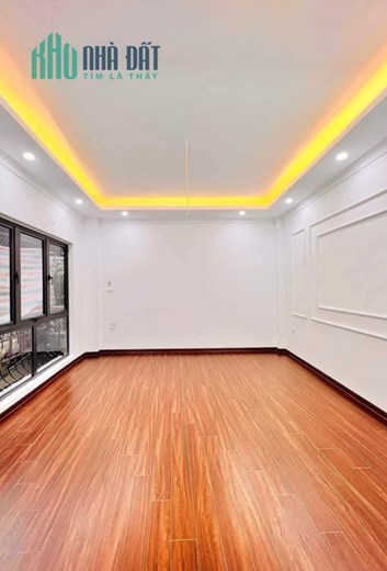 BÁN NHÀ BÁT KHỐI LONG BIÊN 5T Ở NGAY CHỈ 2,55TỶ.