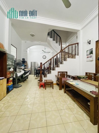 Bán nhà đẹp Lò Đúc 51m2, 4 tầng, Mt 4,5m, Ô tô đỗ cửa giá 5,x tỷ