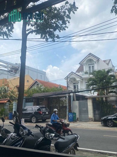Bán nhà Mặt tiền KD đường Linh Trung Thủ Đức, ngay  XLHN, dt 240 m² Giá 23 Tỷ