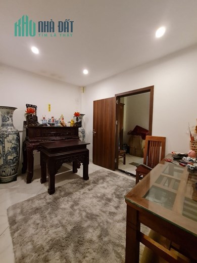 Bán nhà 169 Hoàng Mai, gần 254 Minh Khai, 30m, 5T cách oto 20m, nhà đẹp, chỉ 3.6 tỷ