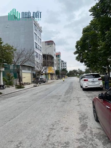 Bán gấp đất phố Lê Trọng Tấn, Hà Đông, 100m2, lô góc, ô tô, kinh doanh nhỉnh 13 tỷ