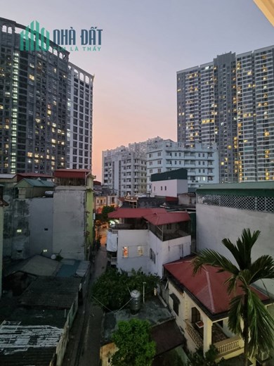 CHÍNH CHỦ CẦN BÁN NHÀ GẦN Time City 5 TẦNG ÔTÔ ĐẬU CỬA NHÀ - LÔ GÓC 2 MẶT ĐỀU LÀ NGÕ DT: 45M2 4 NGỦ