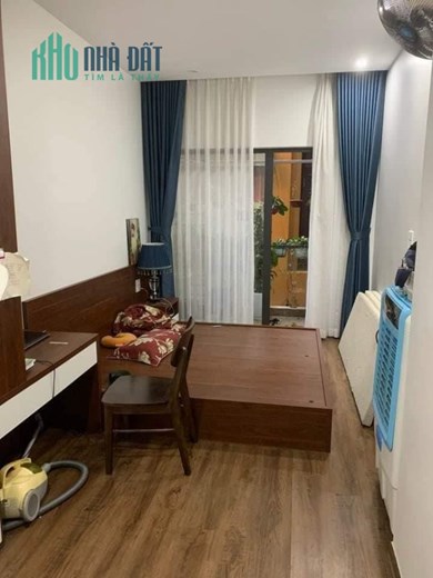 Bán nhà Lê Thanh Nghị, Hai Bà Trưng 50m, 4T, MT 6m, phố VIP, nhà đẹp tự xây.
