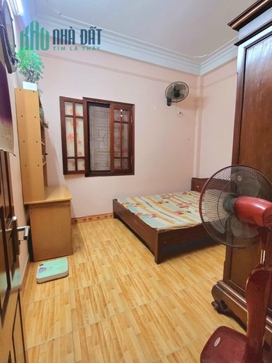 Bán nhà ngõ 191 Minh Khai, HBT 39m, 4T oto vào nhà, dân xây, 3 thoáng, kinh doanh online.