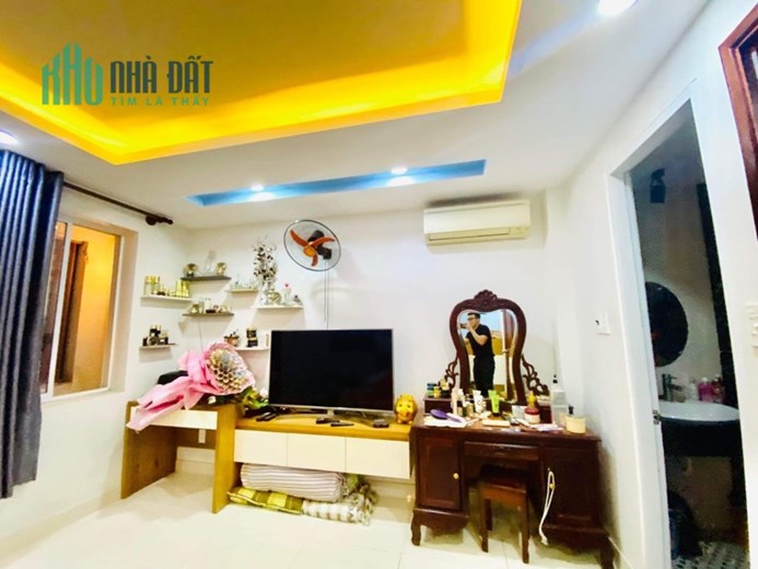 BÁN NHÀ HXH 8m, ĐƯỜNG TÔ HIỆU, 4.2x14.5m, 4 TẦNG, CHỈ NHỈNH 7 TỶ.