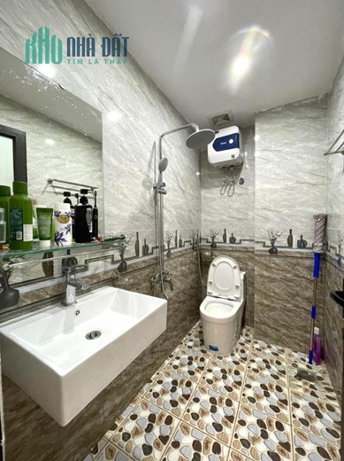 Bán nhà dòng tiền - CCMN Quan Nhân Nhân Chính 60m 8T thang máy 13 phòng doanh thu gần 1 tỷ/năm chỉ
