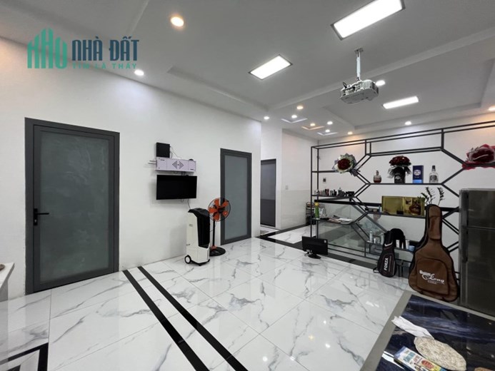Kẹt Tiền Bán Gấp Nhà Riêng Đường Đặng Văn Bi,TĐ, DT 87m2, 3Tầng,  Giảm Ngay 2 Tỷ, Giá Mới  Nhỉnh 6