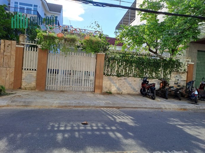 NHÀ MẶT TIỀN ĐÁT KHỦNG, SÁT BÊN TRUNG TÂM HÀNH CHÍNH THÀNH PHỐ, 405m2