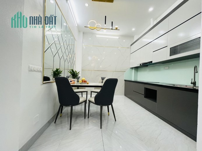NHÀ MẶT NGÕ TẠI ĐẠI TỪ THỘC QUẬN HOÀNG MAI 39M2; 4 TẦNG VỚI GIÁ 4,15 TỶ