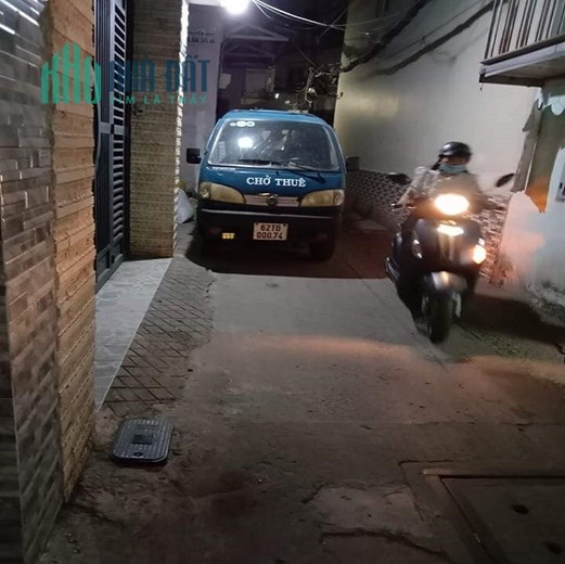 Bán nhà đường Phạm Văn Bạch, P15, Tân Bình, 63m2, 2 tầng, giá rẻ, nhỉnh 4 tỷ.