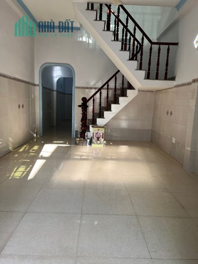 Cho thuê nhà đẹp sát MT Lũy Bán Bích quận Tân Phú 4 x14 -3T BTCT 10 triệu