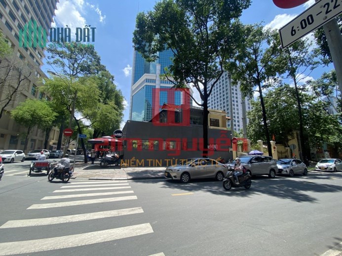 Bán nhà góc 46 Chu Mạnh Trinh, Phường Bến Nghé Quận 1 Giá 600 tỷ