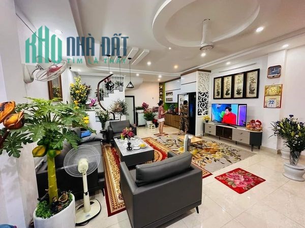 BÁN NHÀ ĐẸP NGUYỄN KHÁNH TOÀN CẦU GIẤY, DÂN XÂY, GẦN ÔTÔ, NGÕ NÔNG, 38M2 GIÁ CHỈ 4TỶ