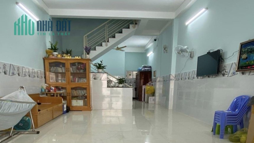 Bán nhà Thạnh Lộc 22 phường THẠNH LỘC QUẬN 12, ôtô đậu cửa, đường 5m, giá chỉ 3.98 tỷ