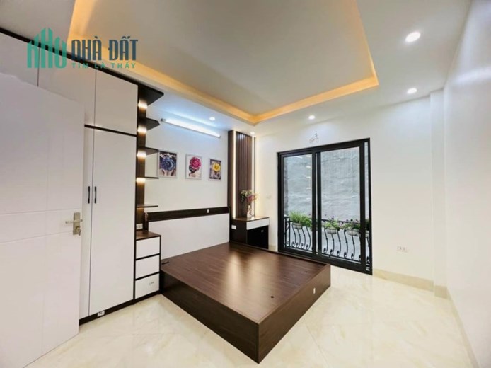 Ở NGAY NHÀ XUÂN ĐỈNH, DIỆN TÍCH 30m , 5 TÂNG ,MẶT TIỀN 4m ,GIÁ 4.3 TỶ