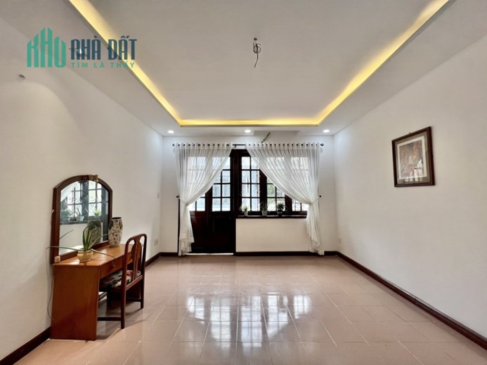 HXT TRÁNH ĐINH BỘ LĨNH - SÁT MT - 4.2X19M - 4 TẦNG BTCT - 7PN, 6WC