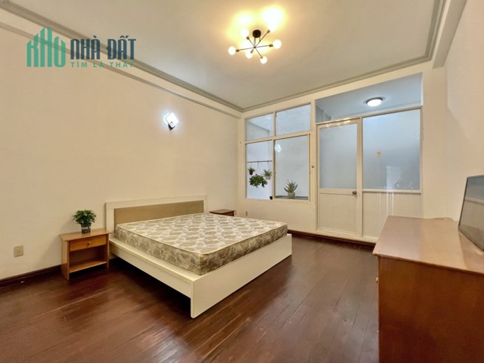 HXT TRÁNH ĐINH BỘ LĨNH - SÁT MT - 4.2X19M - 4 TẦNG BTCT - 7PN, 6WC