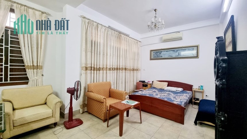 Nghi Tàm 98m2, 5 tầng, MT 6m, gara, 3 ô tô tránh, chỉ 12.9 tỷ