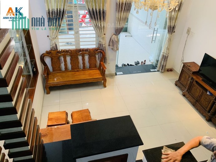 NHÀ GIÁ RẺ CHẤT LƯỢNG TÔT- GẦN ĐH CẢNH SÁT - 83.5M - NGANG 5M