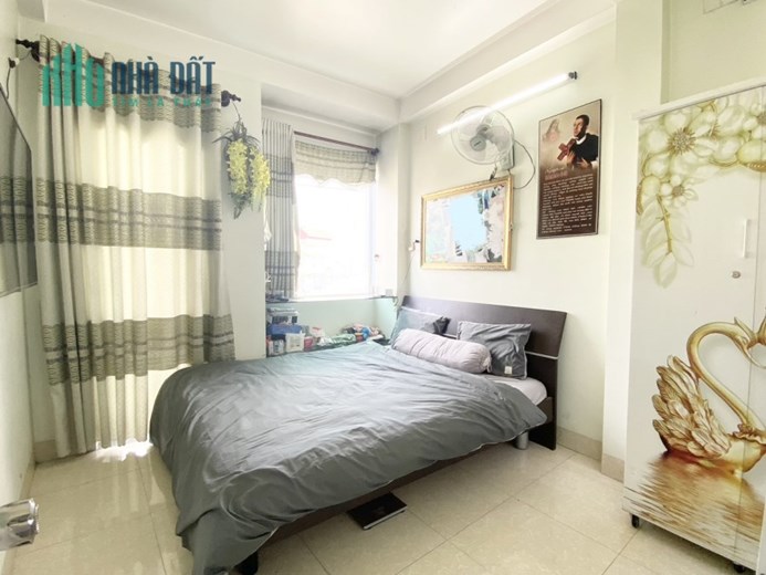 Nhà 1 Trệt 3 Lầu MẶT TIỀN Ngô Quyên, ngay chợ Bến Gỗ giá chỉ 2tỷ 350tr