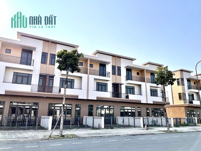 Bán nhà phố 3 tầng trục phố đi bộ tại khu đô thị Vsip