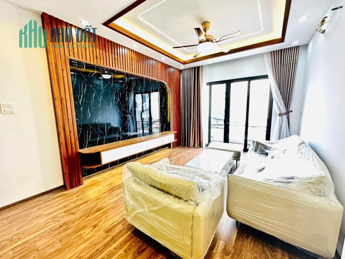 GIẢM 400TR !! Bán gấp nhà ngay HỌC VIỆN TÀI CHÍNH - Ô TÔ ĐỖ CỬA- 48m2,4T,giá 4.x tỷ