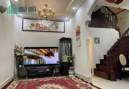 Chính chủ cho thuê nhà gần chợ Ngọc Hà phường Đội Cấn quận Ba Đình