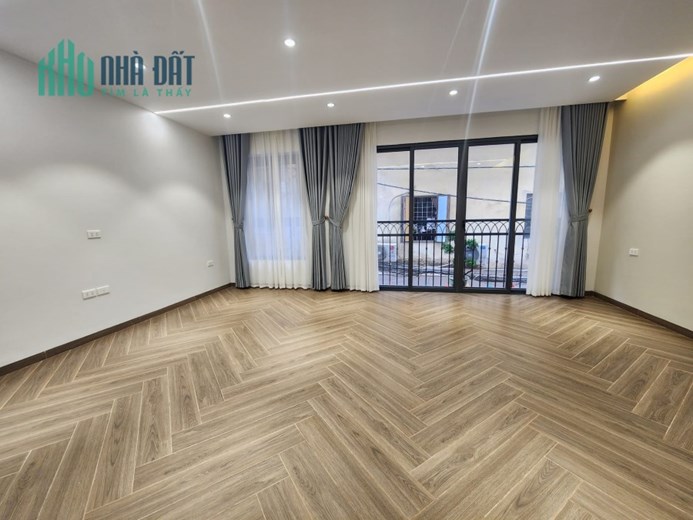 Mua bán nhà Thái Hà, Đống Đa 7 Tầng mặt tiền 6m - Gara ô tô, Thang máy chỉ 13.4 Tỷ.